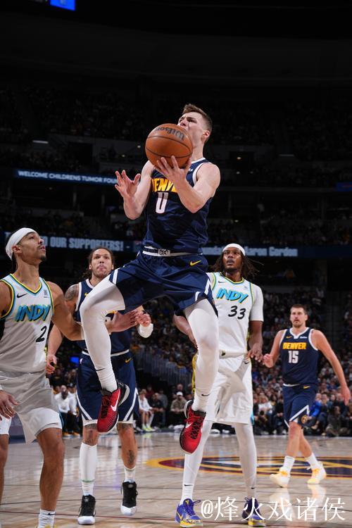 约基奇三双难救主掘金不敌独行侠 快船击败国王豪取4连胜